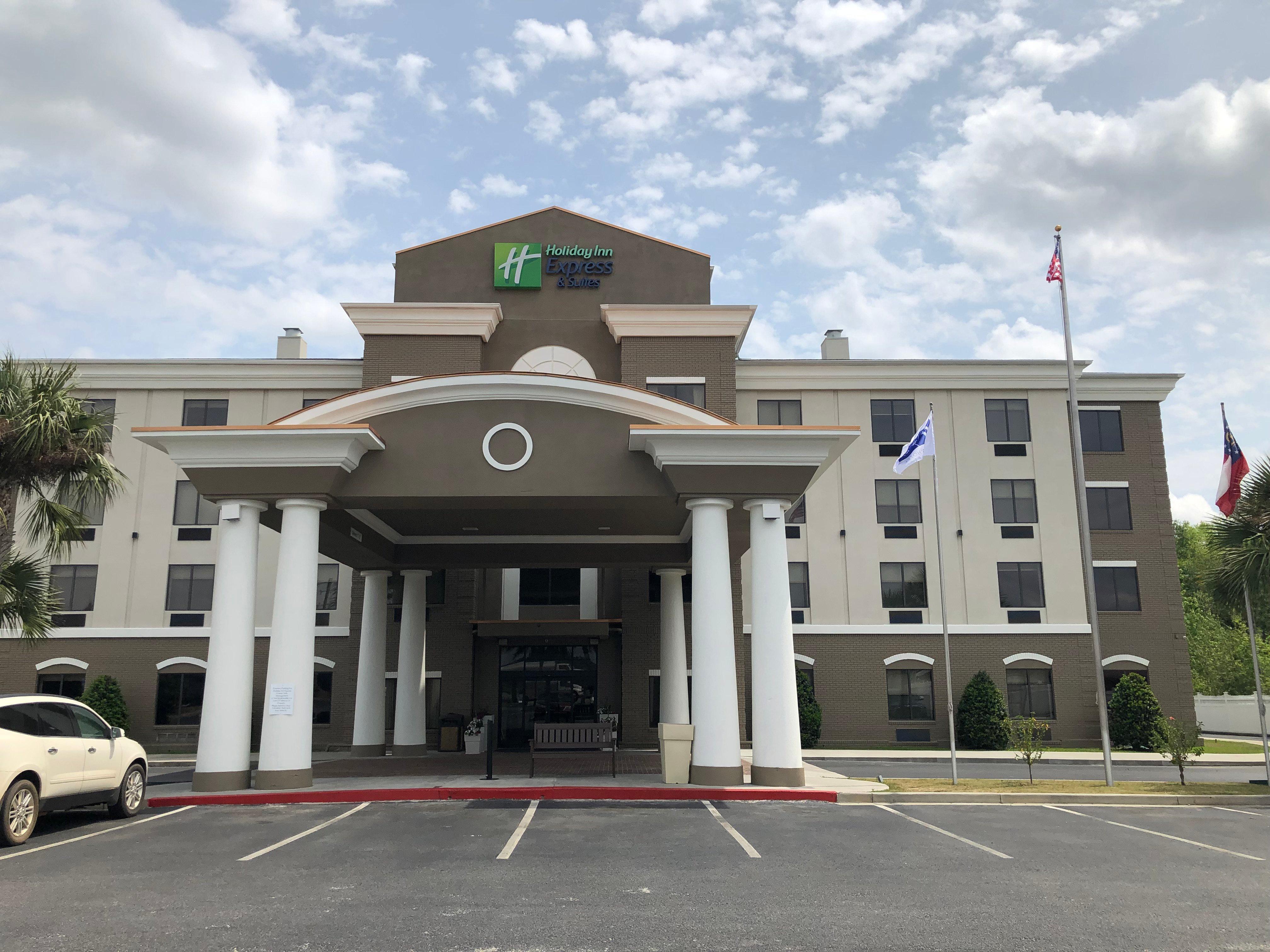 Holiday Inn Express By Ihg Douglas Zewnętrze zdjęcie