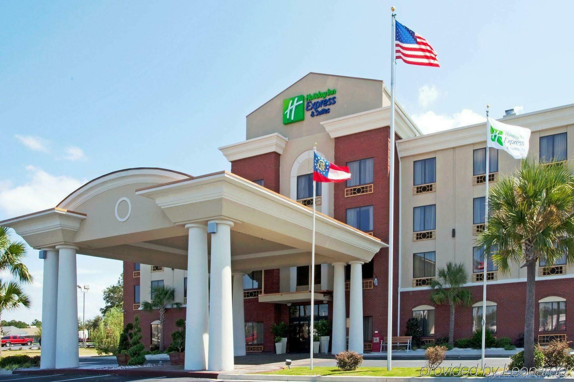 Holiday Inn Express By Ihg Douglas Zewnętrze zdjęcie